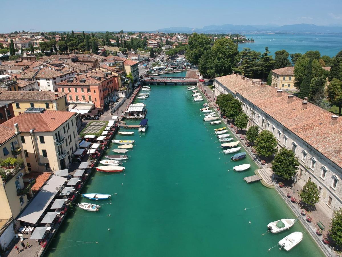 Fiori Sull'Acqua Apartments Peschiera del Garda Exterior photo