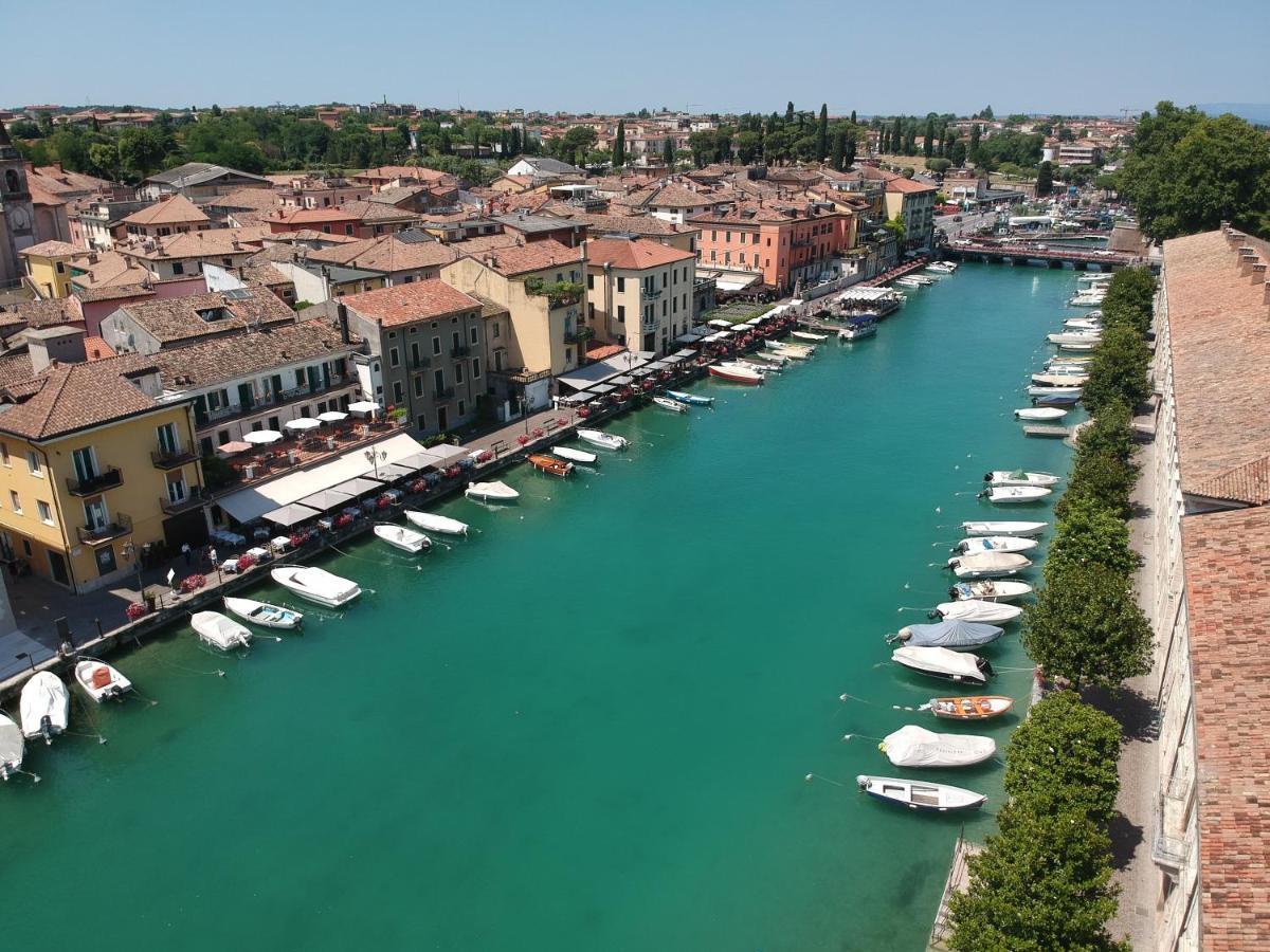 Fiori Sull'Acqua Apartments Peschiera del Garda Exterior photo