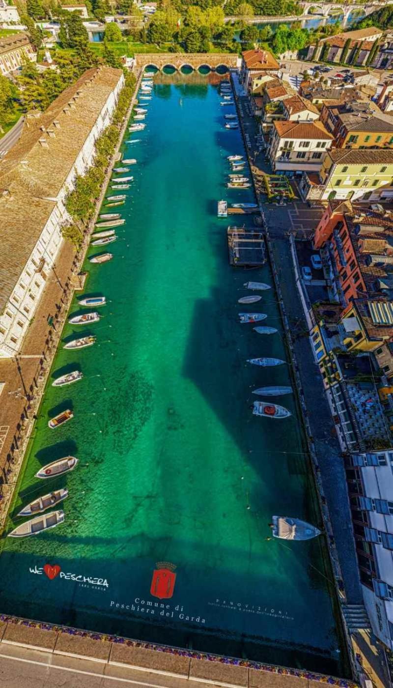 Fiori Sull'Acqua Apartments Peschiera del Garda Exterior photo