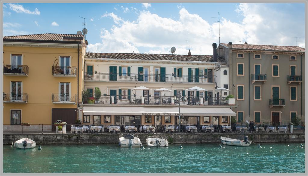 Fiori Sull'Acqua Apartments Peschiera del Garda Exterior photo