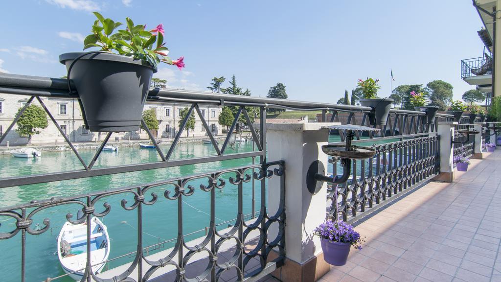 Fiori Sull'Acqua Apartments Peschiera del Garda Exterior photo